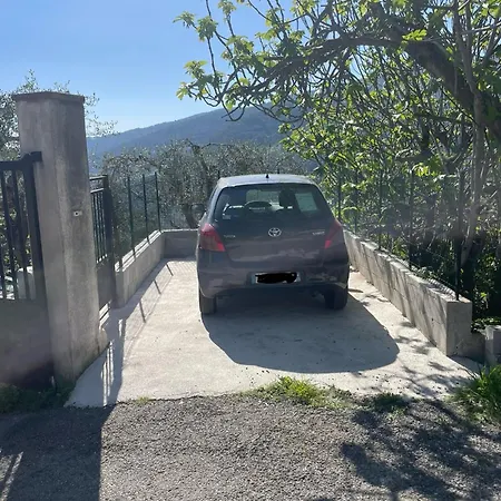 Charme Provencal Pres De Apartment