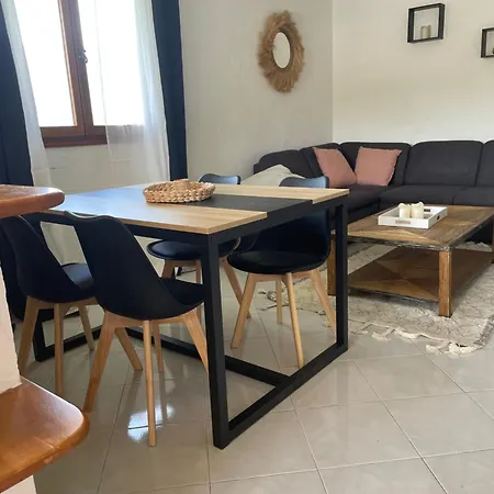 Charme Provencal Pres De Apartamento